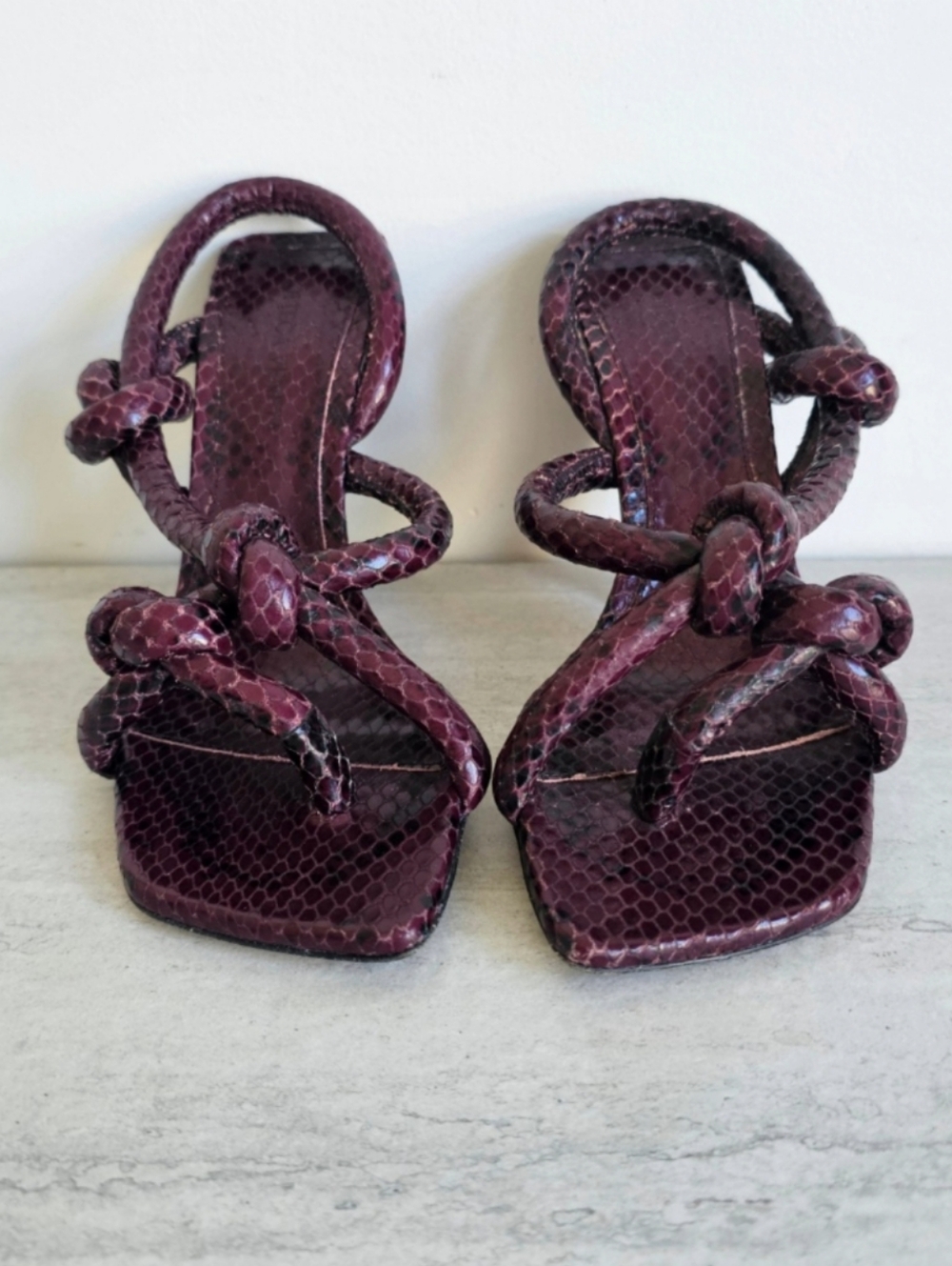 💃 Bottega Veneta Heels 💃 - Picture 3 of 12